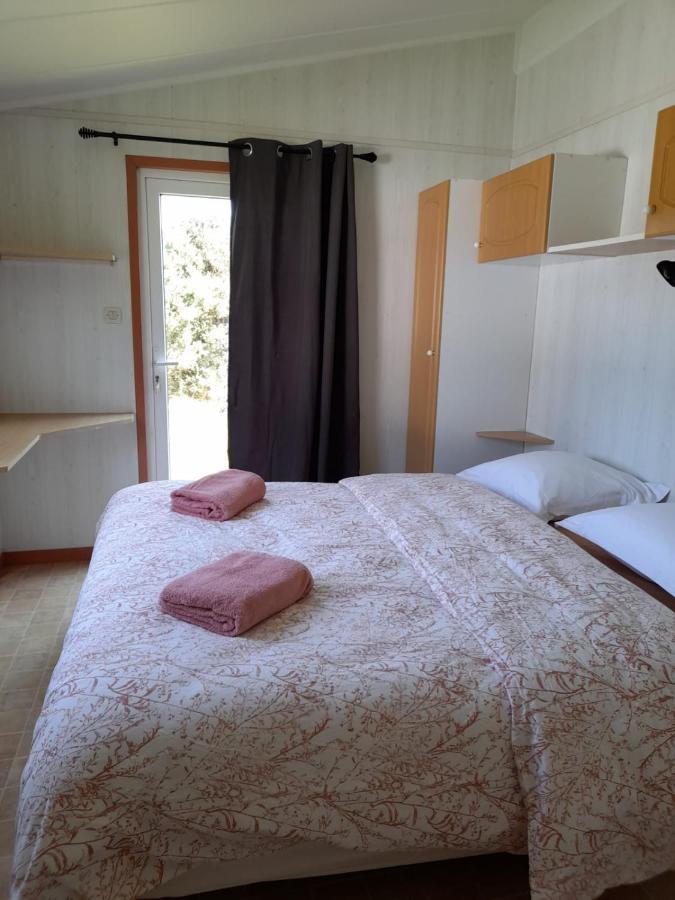 SulniacChalet 4 Personnes Au Calmeアパートメント エクステリア 写真